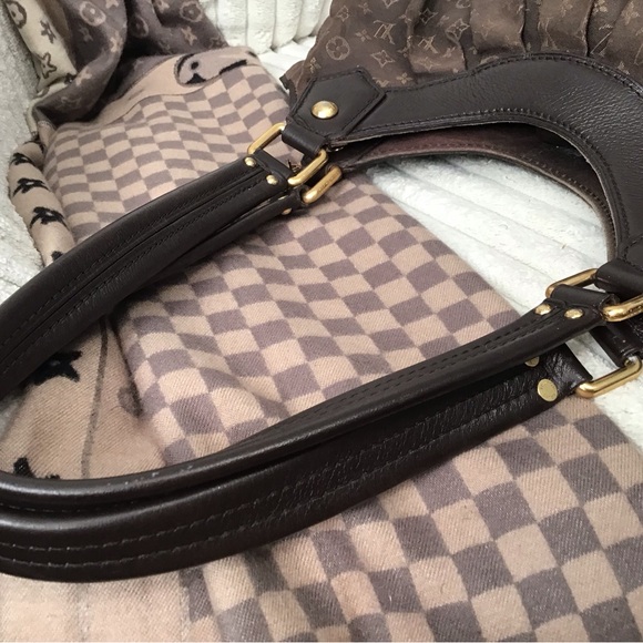 Louis Vuitton Bags - Picture 7 of 16